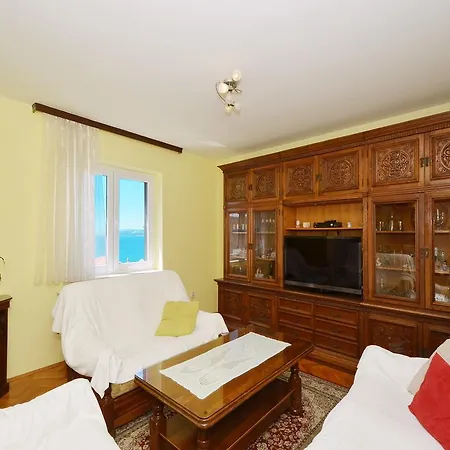 Apartment Vukadin Trogir Exterior photo